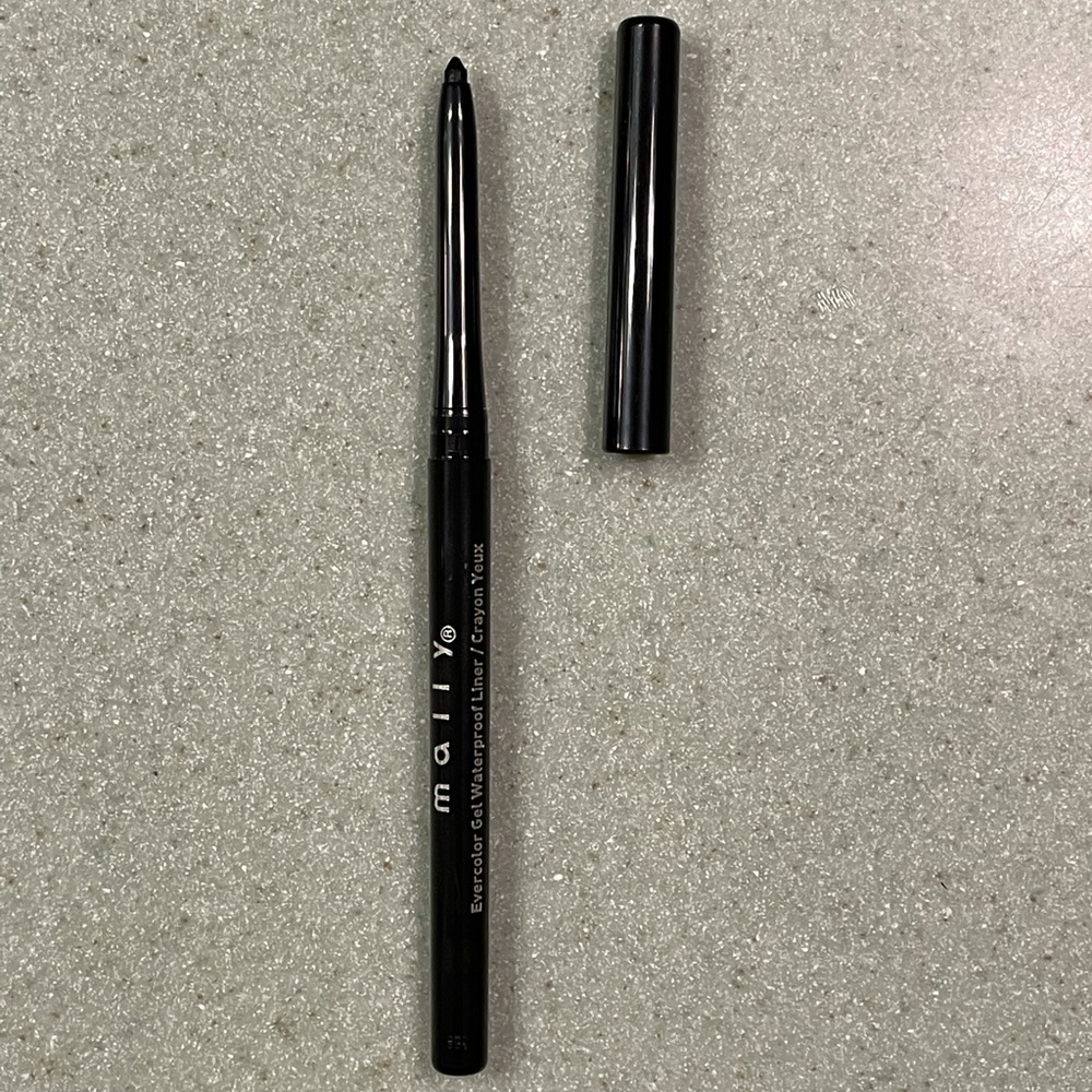 Mally Beauty evercolor gel waterproof eye liner